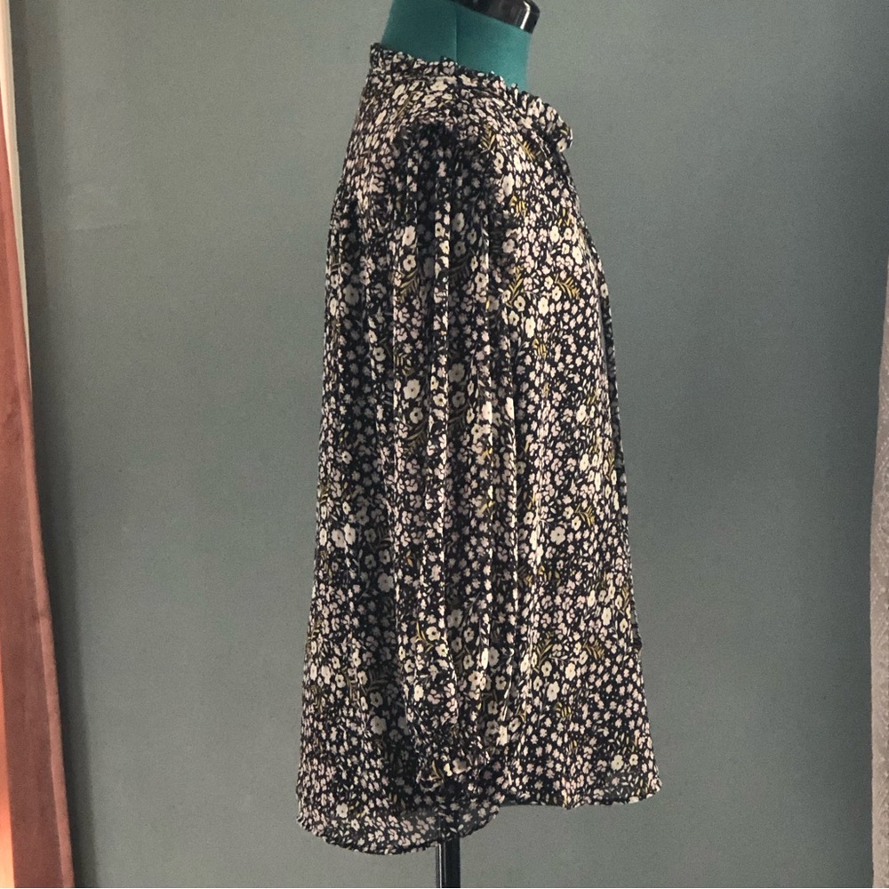 Loft Blouse - Picture 3 of 6